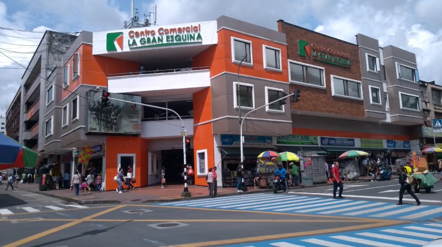 Cumplimos 34 años – El Centro Comercial de todos los Pereiranos